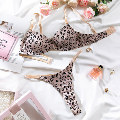 SoftRevel Bra Set Push-Up Lingerie - flat lay