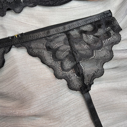 Lace 3-Piece Set Halter Lingerie - detail view 31
