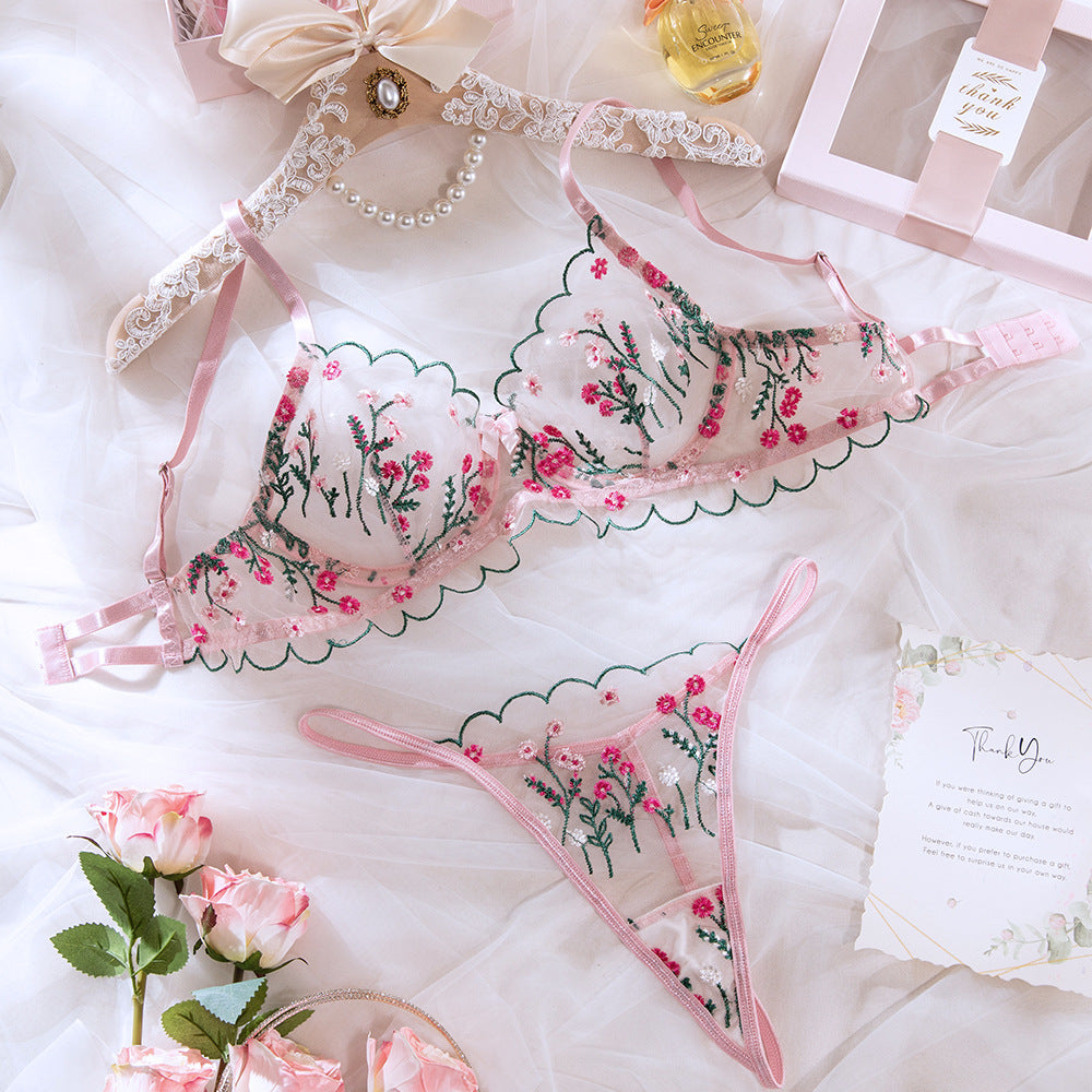 SoftRevel Mesh Bra Set Push-Up Lingerie - flat lay